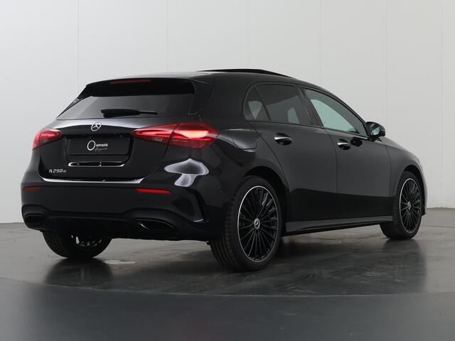 Mercedes-Benz A-KLASSE 250 e Business Solution AMG | Panoramaschuifdak | AMG Plus Line | Head up | Nightpakket | 19 inch AMG-velgen |