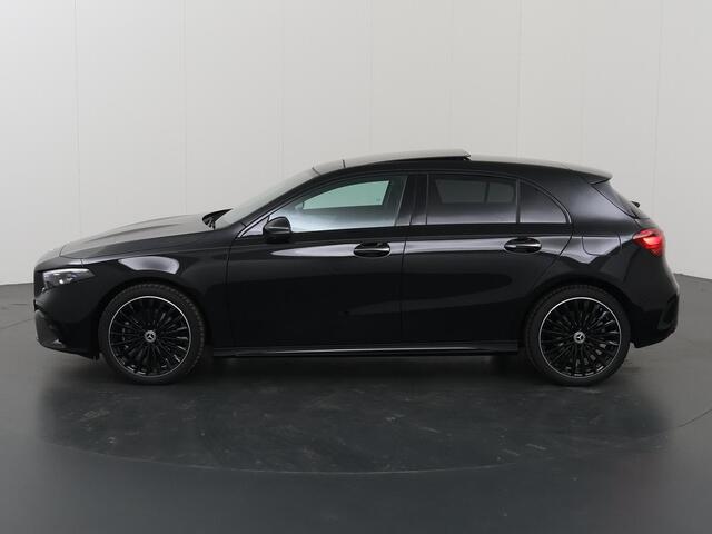 Mercedes-Benz A-KLASSE 250 e Business Solution AMG | Panoramaschuifdak | AMG Plus Line | Head up | Nightpakket | 19 inch AMG-velgen |