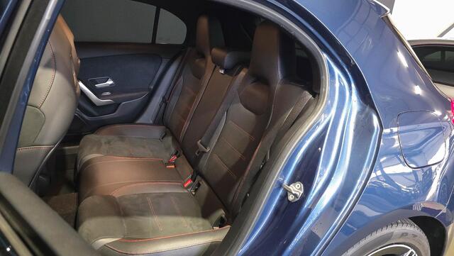 Mercedes-Benz A-KLASSE 180 AMG Line | Panorama | Camera | Carplay