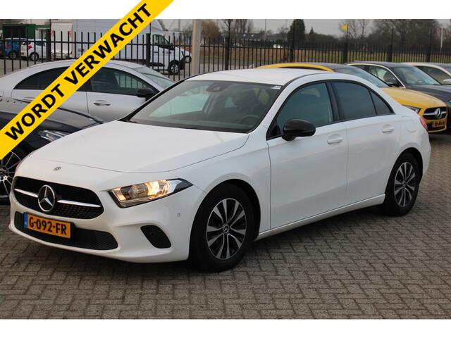 Mercedes-Benz A-KLASSE 200 AUT7 Business Solution NIGHT PAKKET NAVI CAMERA NL AUTO
