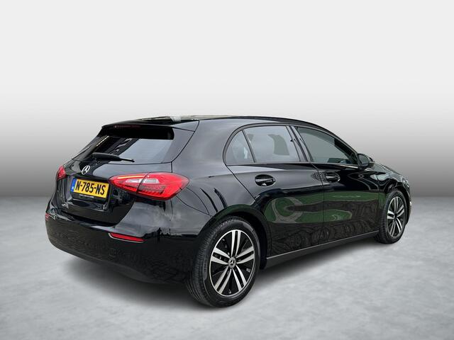 Mercedes-Benz A-KLASSE 180 | Stoelverwarming | Achteruitrijcamera |