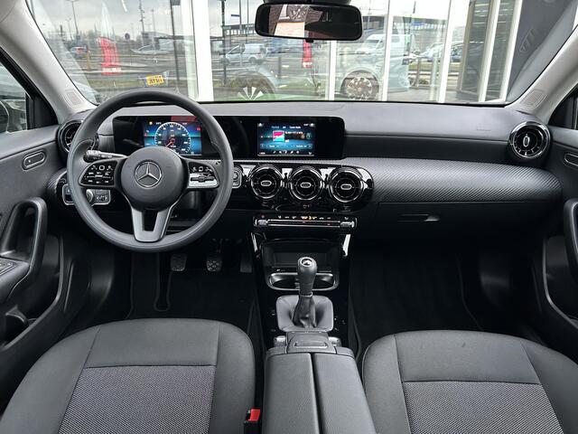 Mercedes-Benz A-KLASSE 180 | Stoelverwarming | Achteruitrijcamera |