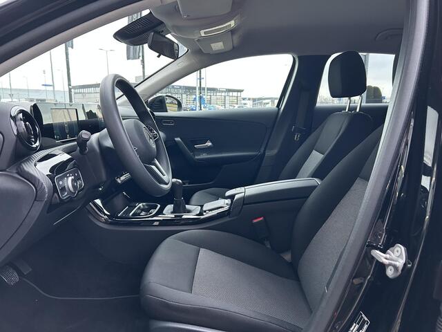 Mercedes-Benz A-KLASSE 180 | Stoelverwarming | Achteruitrijcamera |