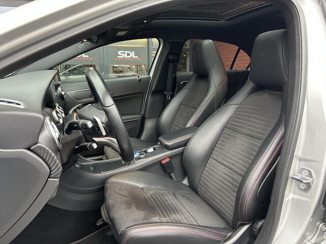 Mercedes-Benz A-KLASSE 180 AMG Night pakket // FULL LED // NAVI // PANO/SCHUIFKANTELDAK // PDC V+A // CRUISE