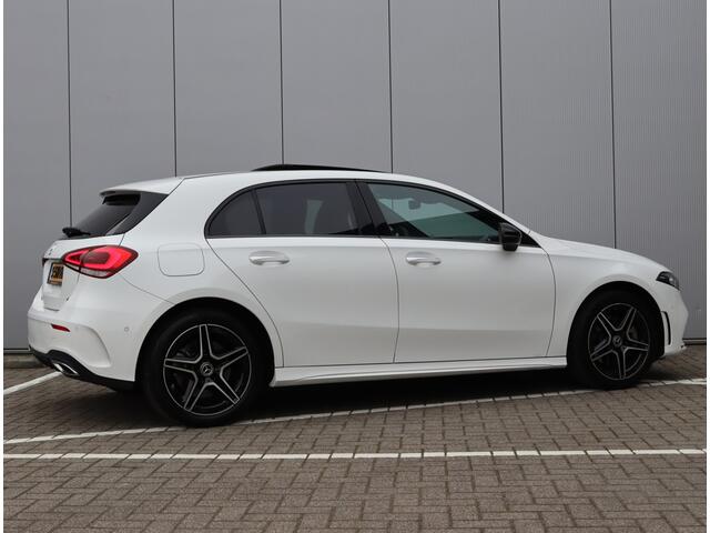 Mercedes-Benz A-KLASSE 250 e AMG Line | Panoramadak | Sfeerverlichting |