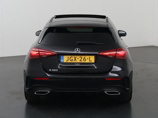 Mercedes-Benz A-KLASSE 180 Business Solution AMG | Panoramaschuifdak | Premium Plus | Nightpakket | 19"Multispaak AMG velgen | Stoelverwarming | 360° camera | Head-up display |