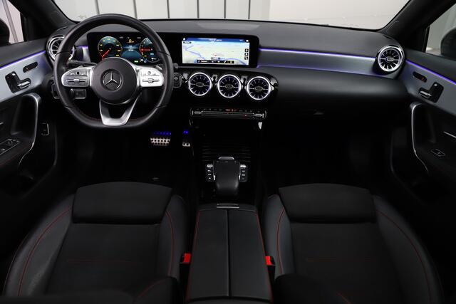 Mercedes-Benz A-KLASSE 250e Sedan AMG | 218PK | Pano | Keyless-go | Sfeerverlichting | Memory | Multibeam | Standkachel | Widescreen | NL-Auto | 2021.