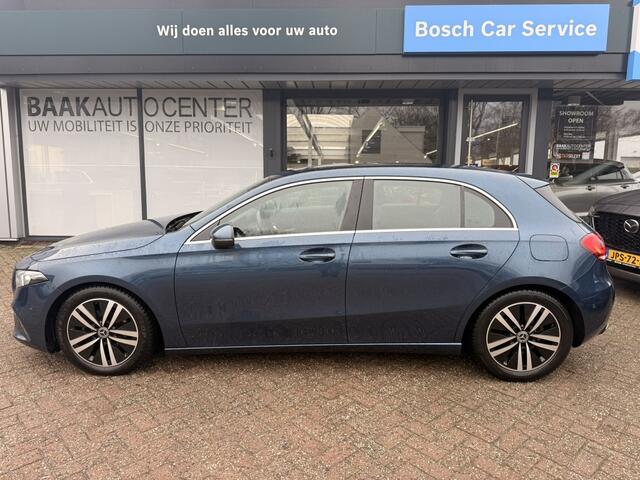 Mercedes-Benz A-KLASSE 180 Business Solution Luxury | Camera | Leer | Carplay