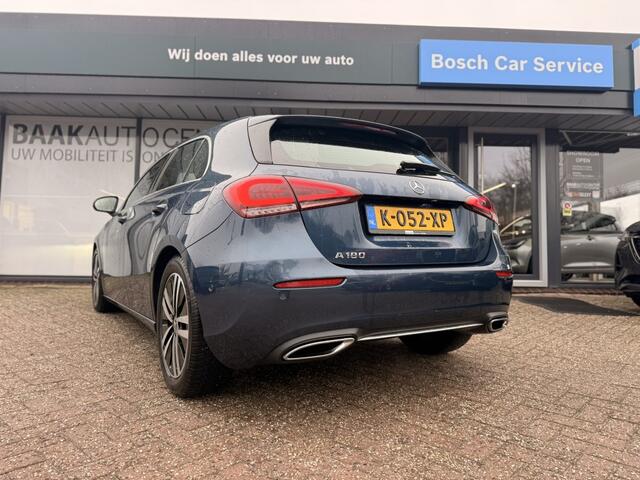 Mercedes-Benz A-KLASSE 180 Business Solution Luxury | Camera | Leer | Carplay