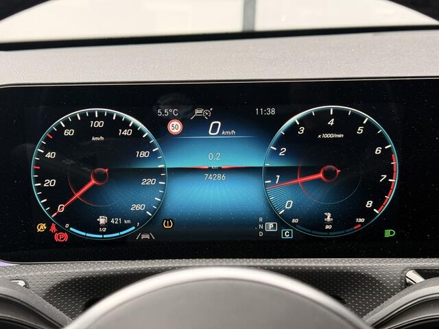 Mercedes-Benz A-KLASSE 180 Business Solution Luxury | Camera | Leer | Carplay