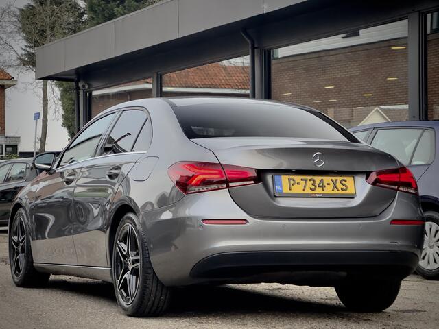 Mercedes-Benz A-KLASSE 200 AUT7 SOLUTION AMG-LINE 109D.KM LEDER NAVI CAMERA DIGI-DASH LED LMV PDC