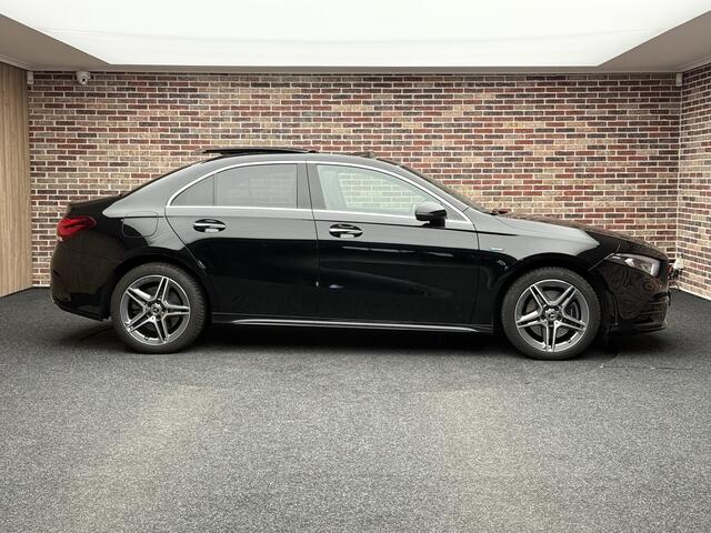 Mercedes-Benz A-KLASSE 250 e Business Solution AMG Limited Panorama | 3 standen elek. mem stoelen | Camera