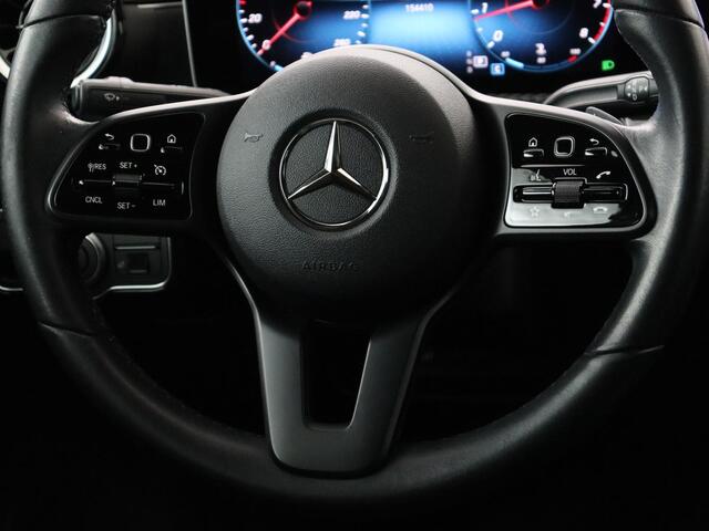 Mercedes-Benz A-KLASSE 200 Business Solution | Stoelverwarming | Carplay | Half leder | Camera | Widescreen | Full LED | DAB | Park Assist | Cruise control | Bluetooth | Climate control