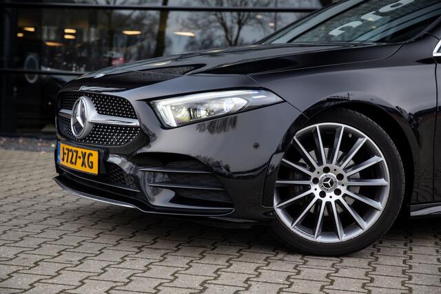 Mercedes-Benz A-KLASSE 200 Launch Edition Premium Plus , Trekhaak, Panoramadak, Achteruitrijcamera, Memory seats,