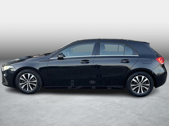 Mercedes-Benz A-KLASSE 180 Business Solution