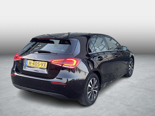 Mercedes-Benz A-KLASSE 180 Business Solution