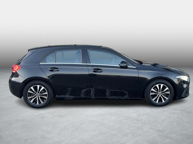 Mercedes-Benz A-KLASSE 180 Business Solution