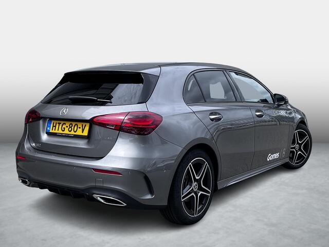 Mercedes-Benz A-KLASSE 180 Star Edition AMG | Night Pakket | Dodehoekassistent | Sierdelen Aluminium | Sfeerverlichting | Stoelverwarming | Parkeersensoren | Achteruitrijcamera | Elektrisch Inklapbare Buitenspiegels