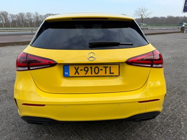 Mercedes-Benz A-KLASSE A 250e Edetion 1 AMG Navi/Multibeam/Night/White-screen/Voll