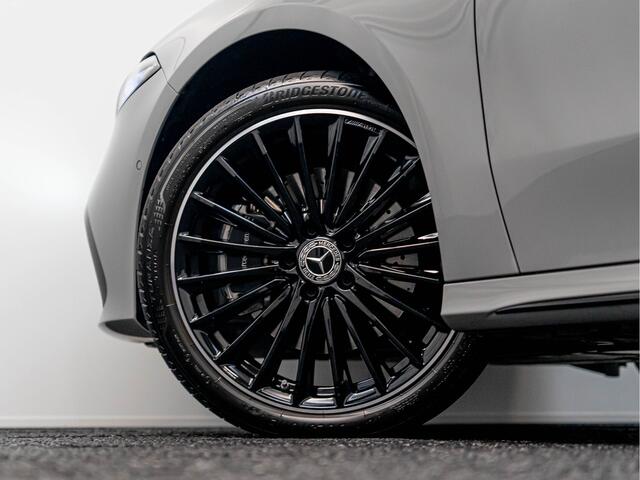 Mercedes-Benz A-KLASSE 250 e AMG Line | Night | Alpine Grijs | Keyless-Go | Trekhaak |