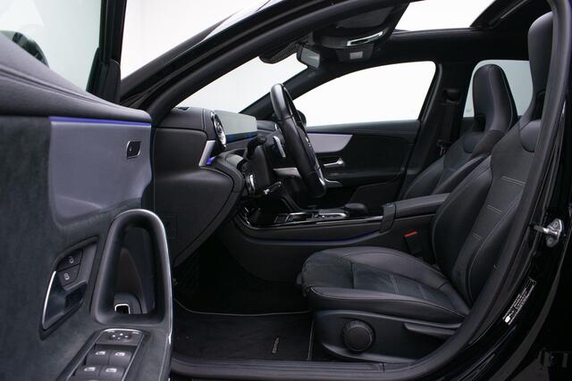 Mercedes-Benz A-KLASSE 250 e AMG Line |Pano|Ambient|Trekhaak|