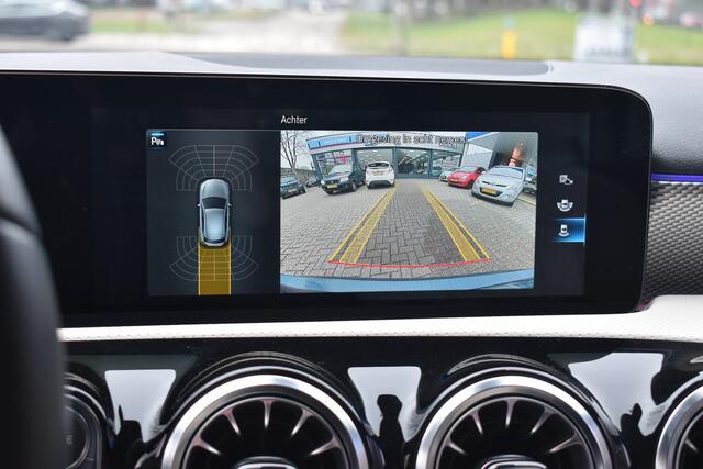 Mercedes-Benz A-KLASSE 180 Business Solution Luxury | 1e Eigenaar | Lederen bekleding | Navigatie | Sfeerverlichting | 12 mnd BOVAG garantie | Whatsapp 06-53188999