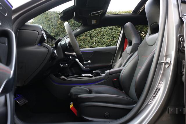 Mercedes-Benz A-KLASSE AMG 35 4MATIC AMG NightPakket (Pano Sportleder/Memory Carplay HeadUp Burmester 360Camera Distronic Keyless Multibeam 19InchAMG