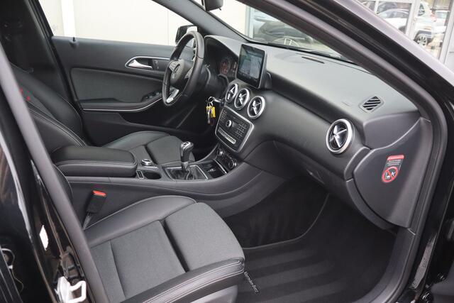 Mercedes-Benz A-KLASSE 180 Lease Edition Ambition - NL- Auto!! Led V+A I Cruise I Airco