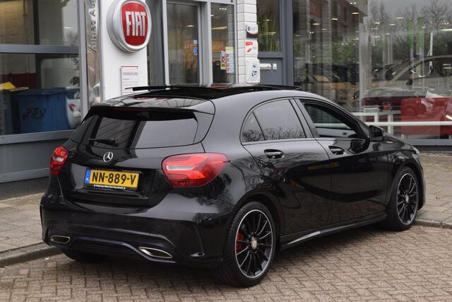 Mercedes-Benz A-KLASSE 180 AMG|Open dak|18"|Automaat|Carplay