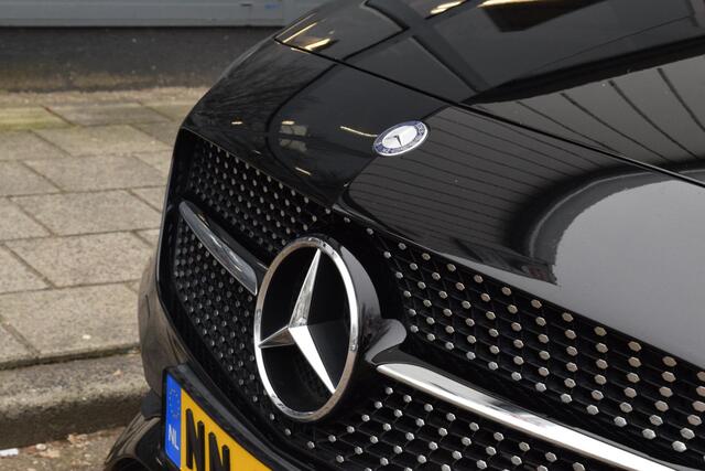 Mercedes-Benz A-KLASSE 180 AMG|Open dak|18"|Automaat|Carplay