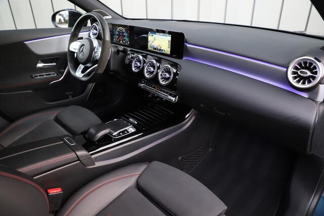 Mercedes-Benz A-KLASSE 250 AMG 4-Matic | 224PK | Adapt. onderstel | Head-up | Burmester | Multibeam | Sfeerverlichting | ACC | Stoelverw. | 2019.