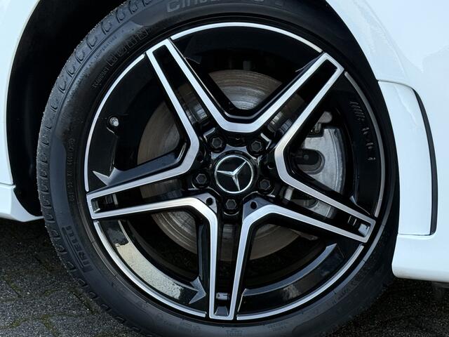 Mercedes-Benz A-KLASSE 250 e Business Solution AMG Edition | Pano | Ambient Light | Camera | LED | 18 inch