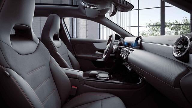 Mercedes-Benz A-KLASSE 250 e AMG Line | Night | Stoelverwarming | Widescreen | Panoramadak | Trekhaak |