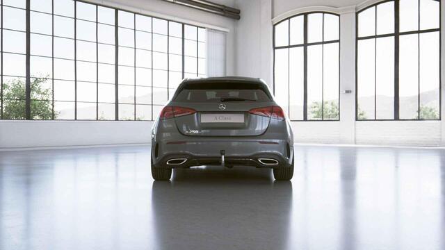 Mercedes-Benz A-KLASSE 250 e AMG Line | Night | Stoelverwarming | Widescreen | Panoramadak | Trekhaak |