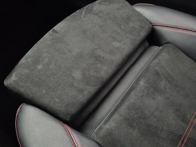 Mercedes-Benz A-KLASSE 180 Business Solution AMG AMG uitvoering / origineel Nederlander.