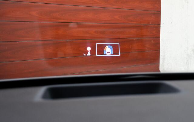 Mercedes-Benz A-KLASSE 250 e AMG Line HUD, Memory, 360`camera