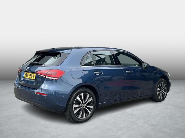 Mercedes-Benz A-KLASSE 250 e Advantage | Rijassistentie | Carplay | Stoelverwarming