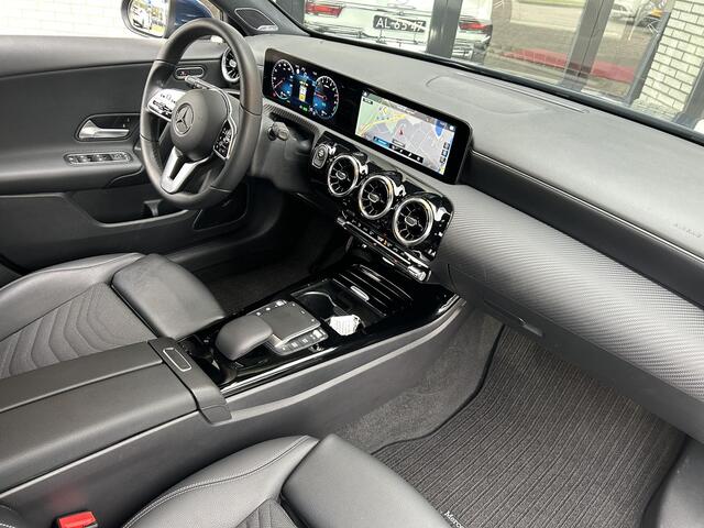 Mercedes-Benz A-KLASSE 250 e Advantage | Rijassistentie | Carplay | Stoelverwarming