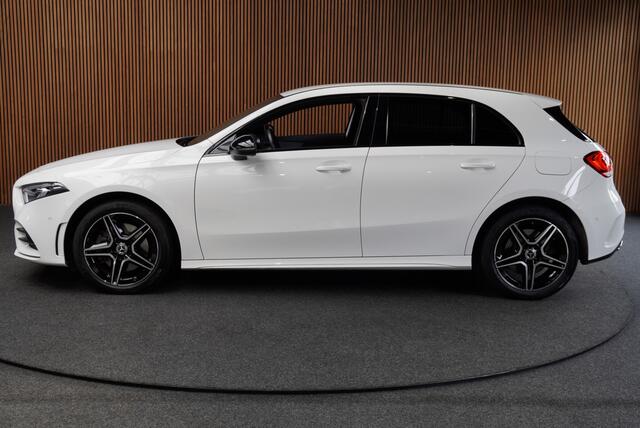 Mercedes-Benz A-KLASSE 250e AMG Line Leer Navi Camera Climate Stoelverwarming PTS LM velgen EQ BTW auto!