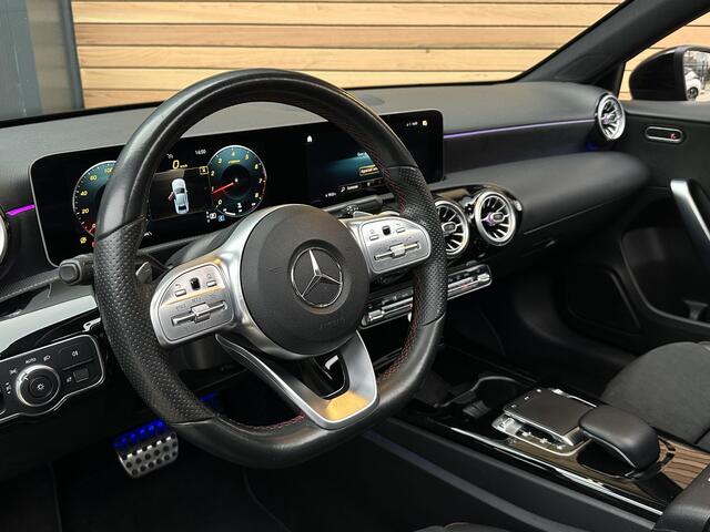 Mercedes-Benz A-KLASSE 200 Business AMG PANO|SFEERVERLICHTING|CAMERA|A35KIT