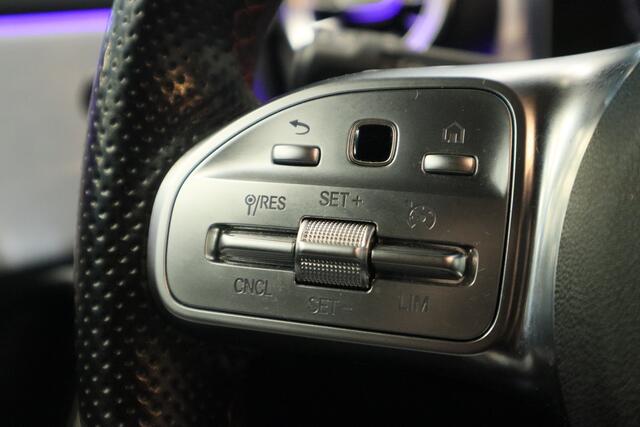 Mercedes-Benz A-KLASSE 220 Premium Plus AMG Cruise/Climate Panoramadak PDC