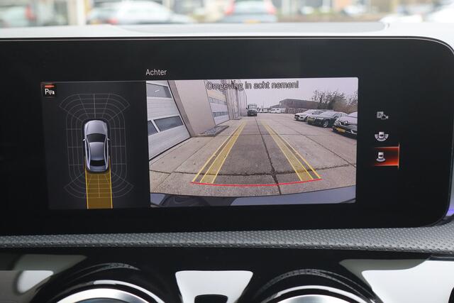 Mercedes-Benz A-KLASSE 250 e Business Solution AMG Limited - NL- Auto!! Stoelverw I Camera I Sfeerverlichting