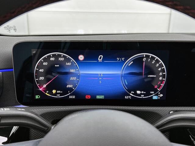 Mercedes-Benz A-KLASSE 250 e Business Solution AMG | Smartphone-integratie | Panoramaschuifdak | Sfeerverlichting | Stoelverwarming voor | MULTIBEAM LED | Achteruitrijcamera |