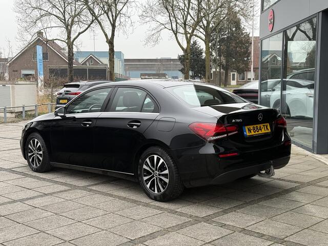 Mercedes-Benz A-KLASSE 180 Aut. Business Sol. | Trekhaak | Camera | Navi |
