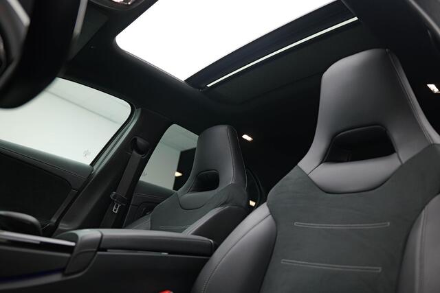 Mercedes-Benz A-KLASSE A250e AMG Line |Pano|Ambient|Carplay|Dodehoek|