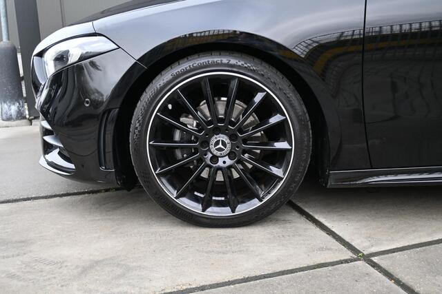 Mercedes-Benz A-KLASSE 200 Business Solution AMG | CAMERA | NAVI | STOELVERWARMING | CRUISE CONTROL | CLIMATE CONTROL | PDC | LMV