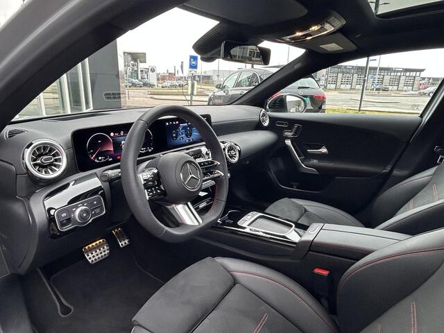 Mercedes-Benz A-KLASSE 250 e AMG | Panoramadak | Night Pakket