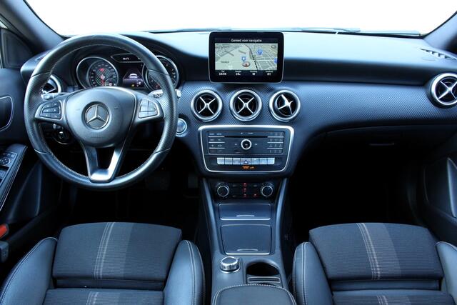 Mercedes-Benz A-KLASSE 180 Sport AUT NAVI BT LEDER STOELVW PDC CRUISE LED '17