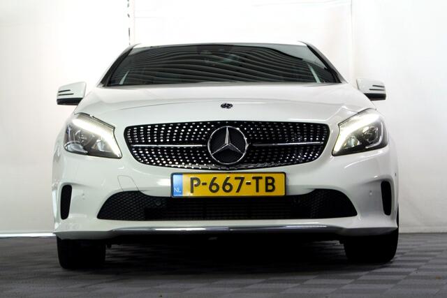 Mercedes-Benz A-KLASSE 180 Sport AUT NAVI BT LEDER STOELVW PDC CRUISE LED '17