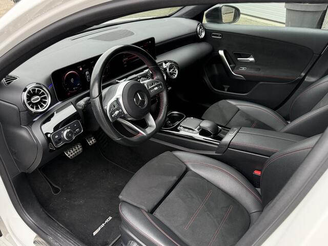 Mercedes-Benz A-KLASSE 250 e AMG Pano | Widescreen | Sfeerverlichting | Camera | Multispaak 19" | Dealer Onderhouden